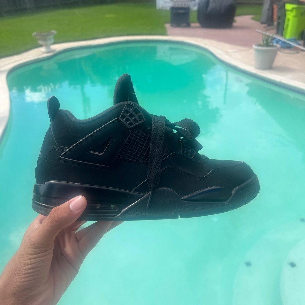 Jordan 4 Black cat